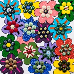 METAL FLORES HAPPY HAPPY 2018 Malvina Sauvage - METAL FLORES -recyclage